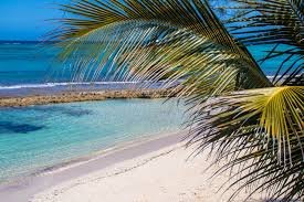 lively beach close to downtown Nassau