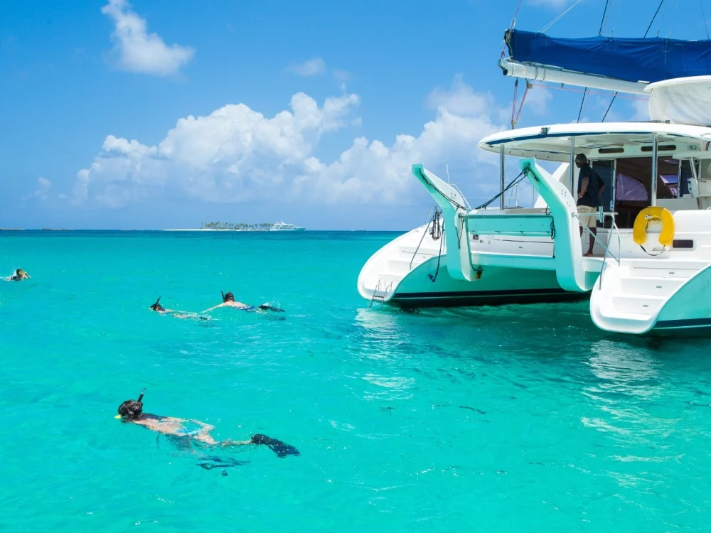 flying-cloud-catamaran-cruises